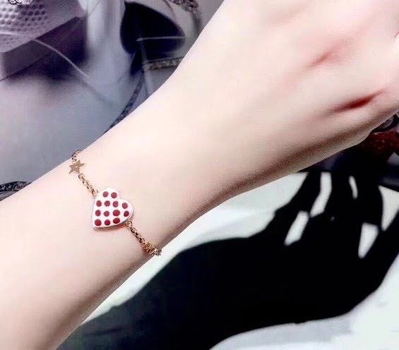 Dior飾品 迪奧經典熱銷款草莓手鏈 白色波點手鏈  zgd1173